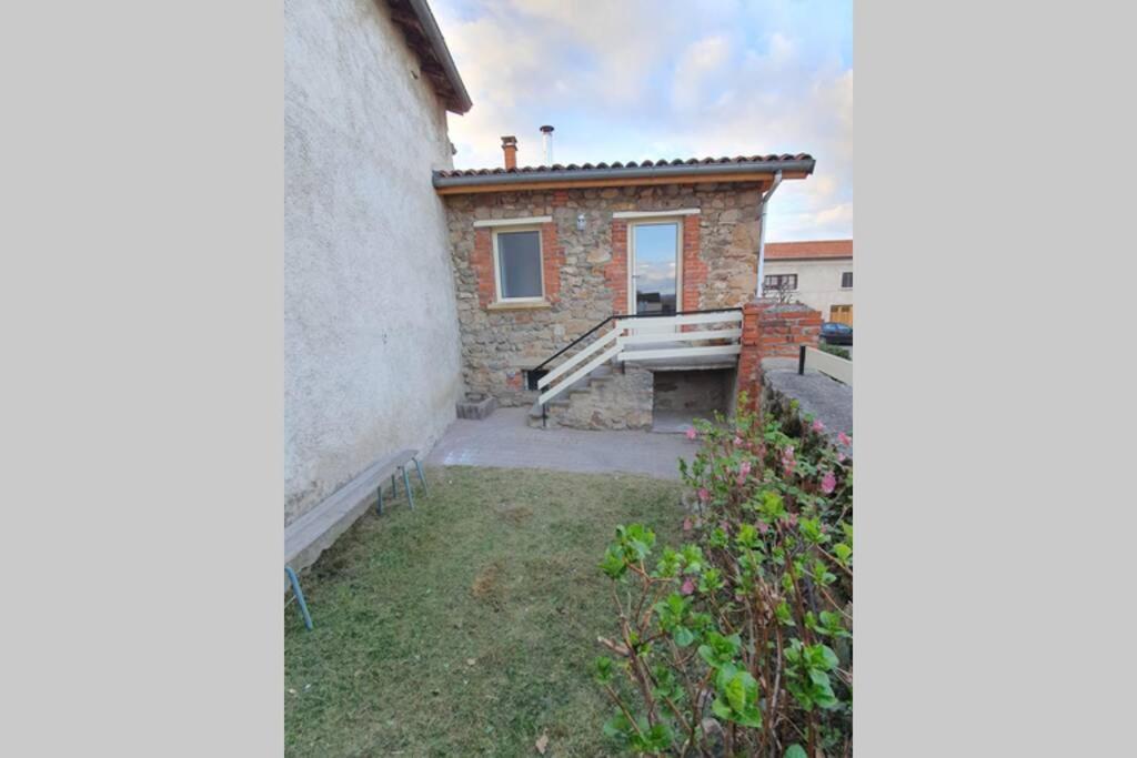 Vila Petit Cocon Boisset-Saint-Priest Exteriér fotografie
